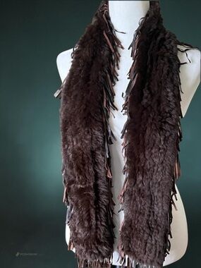 💖 Brown Knitted Rabbit Fur Scarf with Leather Fringe 💖